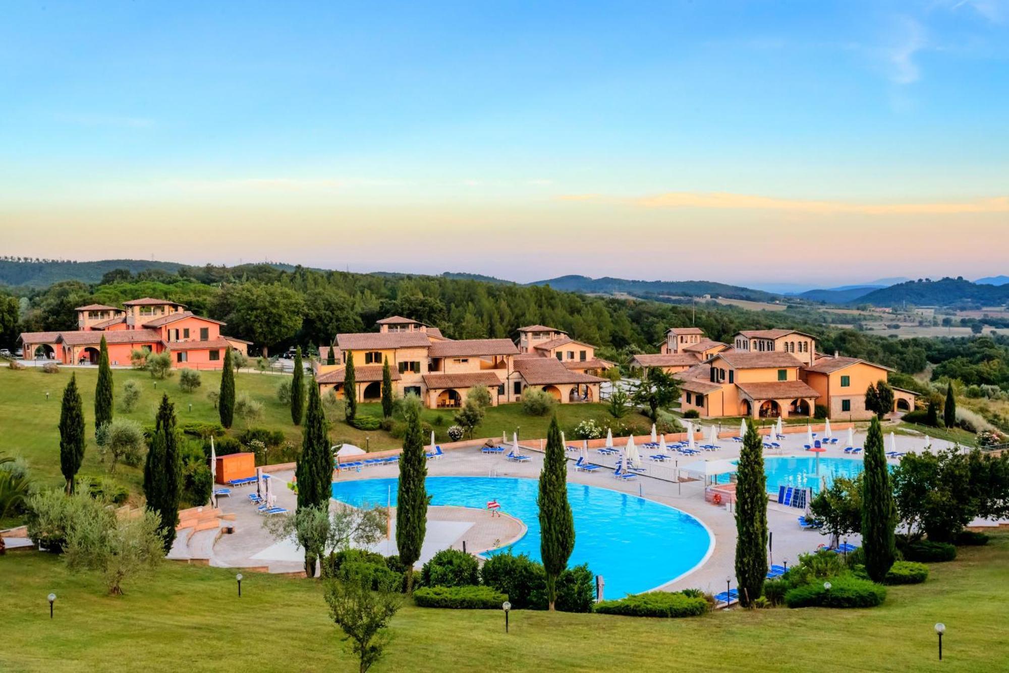 Residence With Swimming Pool Immersed In The Typical Tuscan Countryside Just 5 Minutes From Massa Marittima Podere Pian Mucini Exterior foto