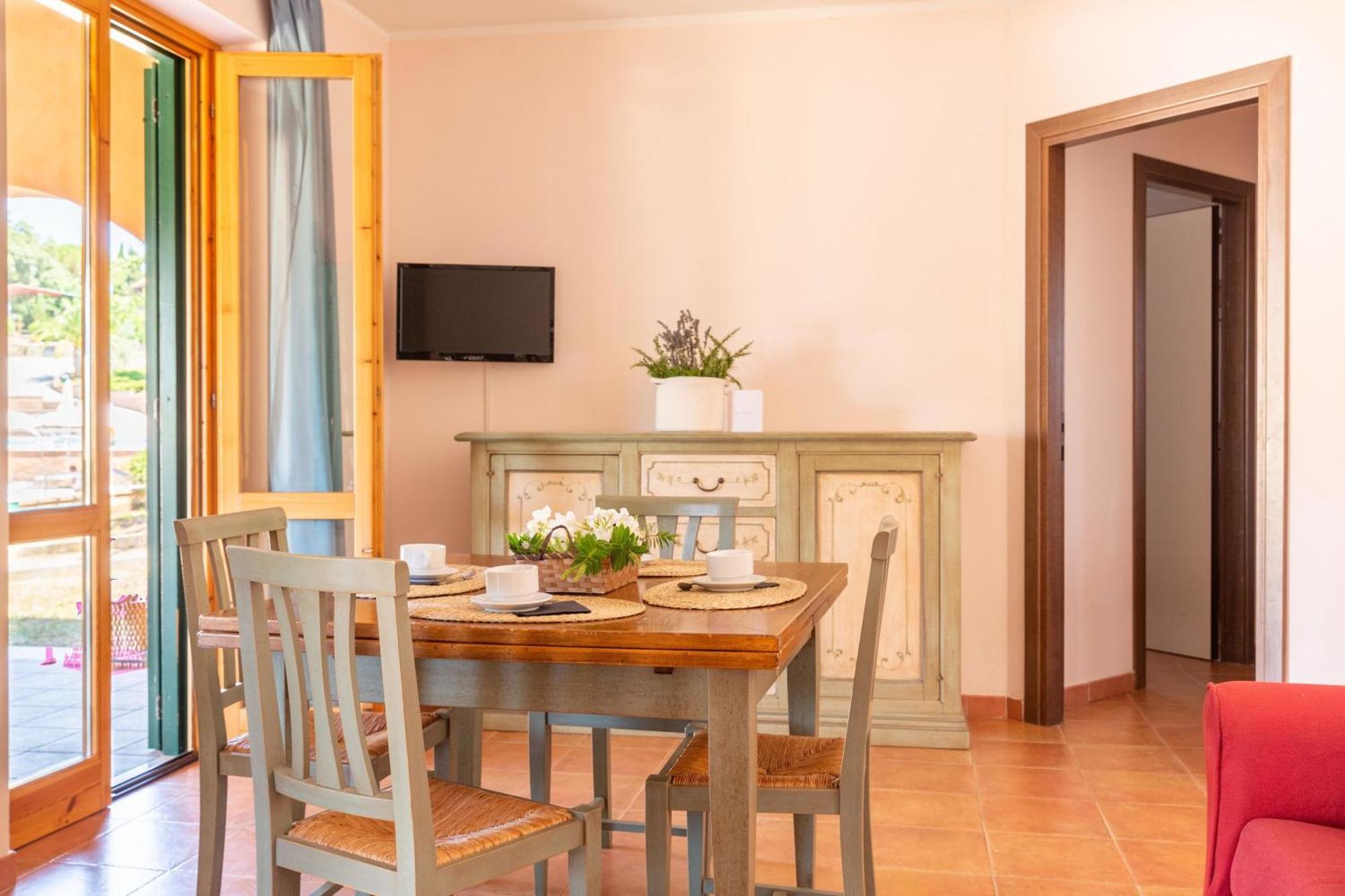 Residence With Swimming Pool Immersed In The Typical Tuscan Countryside Just 5 Minutes From Massa Marittima Podere Pian Mucini Cameră foto