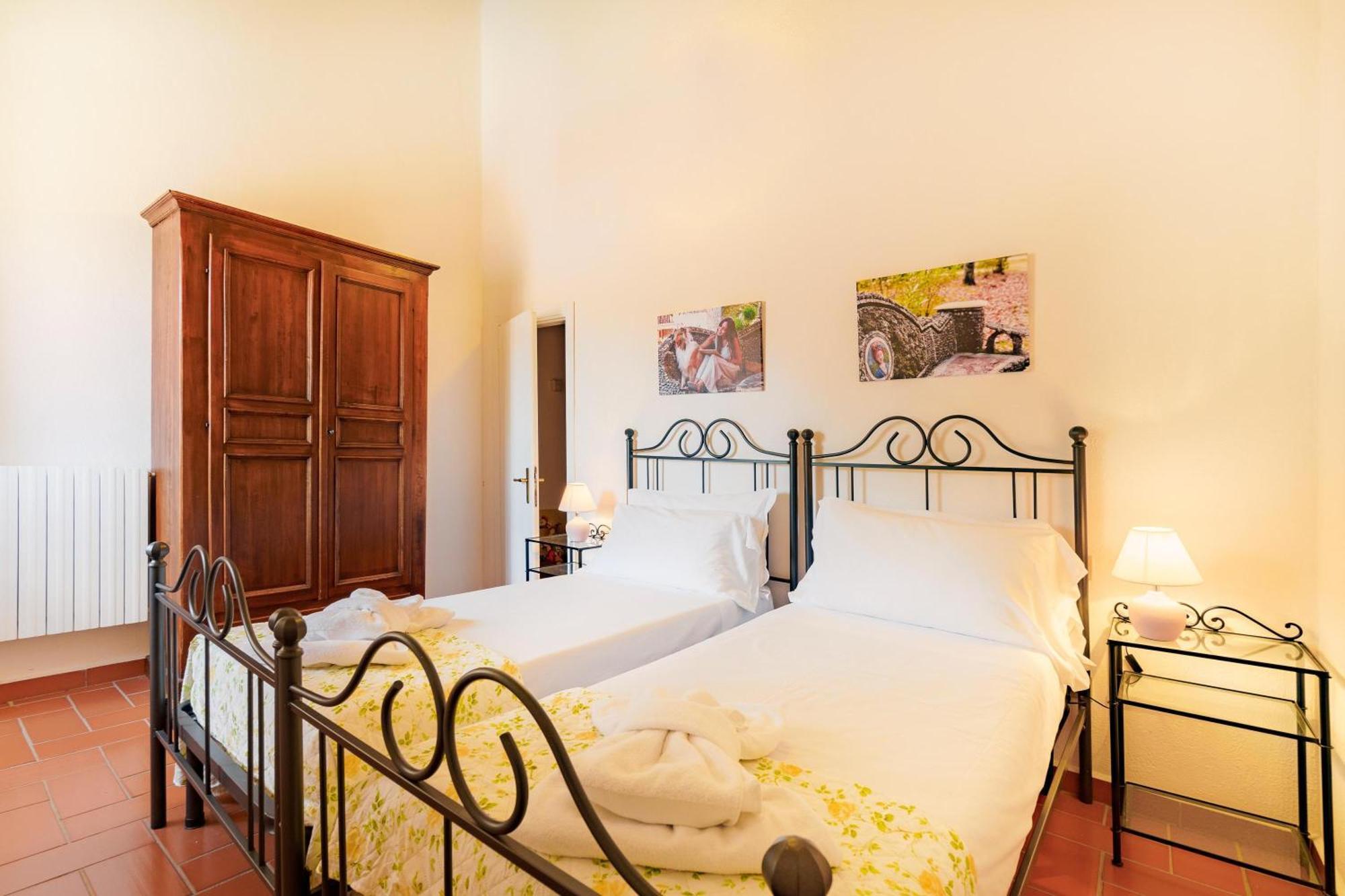 Residence With Swimming Pool Immersed In The Typical Tuscan Countryside Just 5 Minutes From Massa Marittima Podere Pian Mucini Cameră foto
