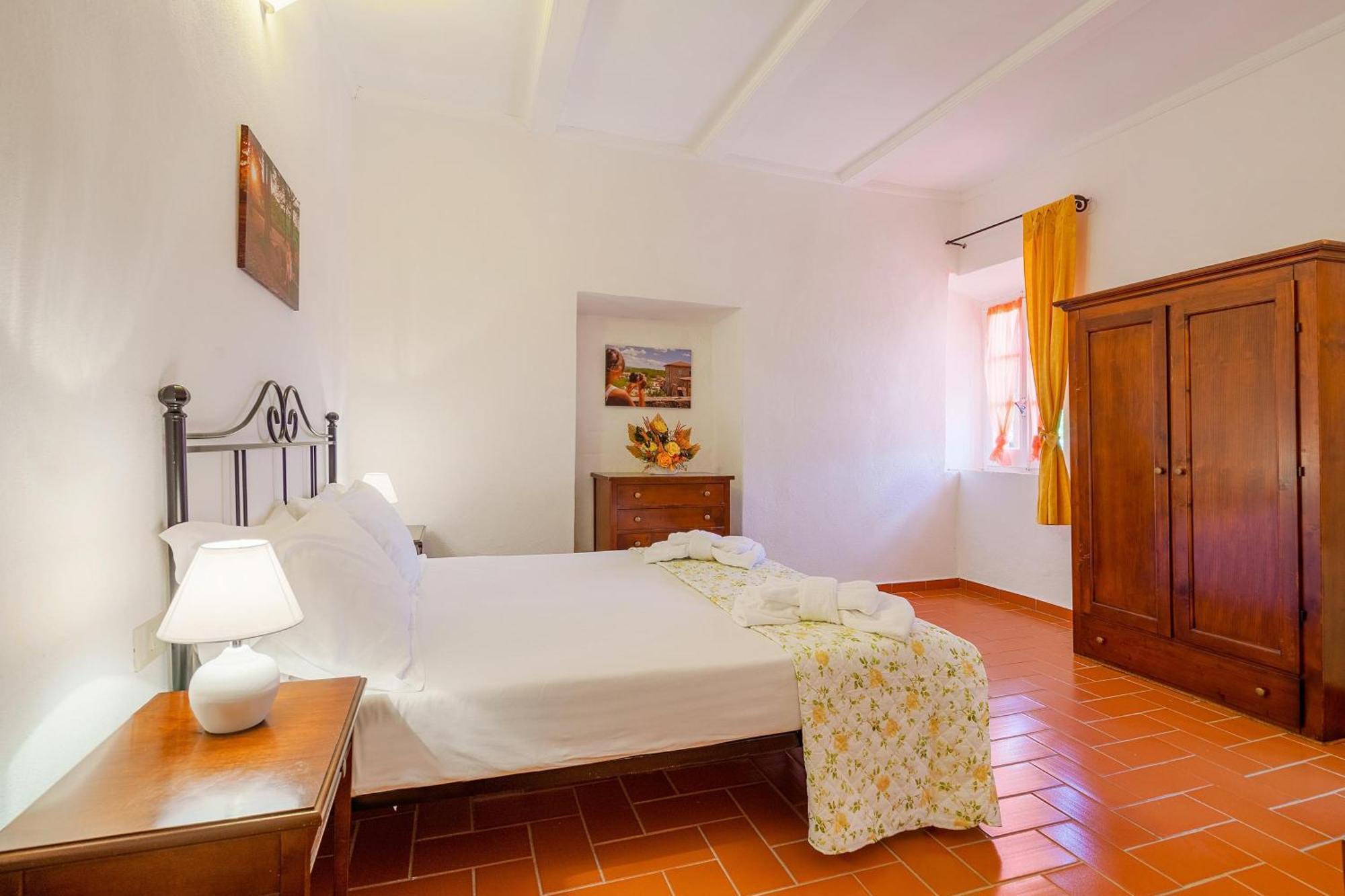 Residence With Swimming Pool Immersed In The Typical Tuscan Countryside Just 5 Minutes From Massa Marittima Podere Pian Mucini Cameră foto